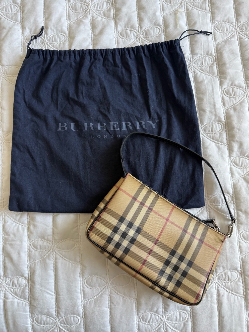 Burberry Beige & Black Vintage Check pochette